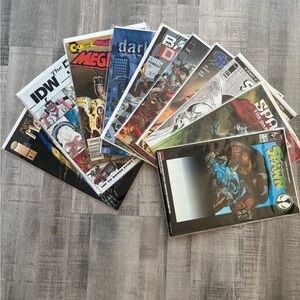 Assorted Comic Book 10 Comics Bundle including Spawn